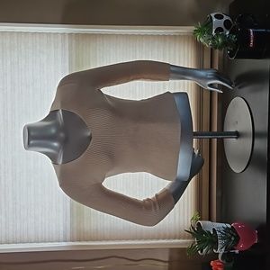 EUC Forever 21 Thin V-Neck Sweater - Size M